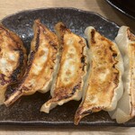 吟醸味噌らーめん まごころ亭 - ぎょうざ5個（Cセット）350円