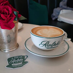 ラルフズ コーヒー - フラットホワイト（エスプレッソドリンク）