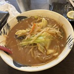 門前の湯 - 料理写真:味噌らーめん 880円