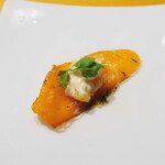 Au Depart Cinq fers - 신슈 연어 훈제와 감의 딥