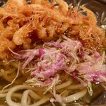 茜坂大沼 - ●お凌ぎ「駿河湾産生桜海老のかき揚、山形県産もって菊の蕎麦」