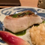 茜坂大沼 - ●焼物「真魚鰹の炭火塩焼き」