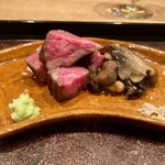 茜坂大沼 - ●強肴「山形牛イチボの炭火焼き、山形県産平茸炊き」