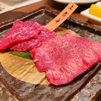 和牛焼肉 神楽坂 牛ます - 