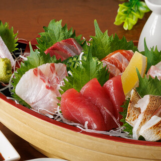 旬の魚を使った海鮮料理が自慢！宴会におすすめのコースも充実