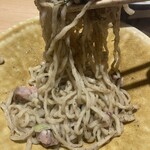 煮干しのビリー - よく混ぜて、まずはそのまま…