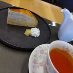 桃花亭 - ミルクレープ&紅茶