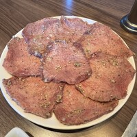 焼肉うしごろ 新宿三丁目店 - 