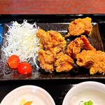 食べ処 酔い処 君と酒 - 唐揚げ