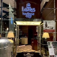 ロウリーズ・ザ・プライムリブ 大阪 - 