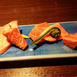 米沢牛焼肉 仔虎 - メインの肉(*^^*)