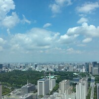 ザ タヴァン グリル＆ラウンジ - 