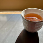 久霧 - 温かいお茶。