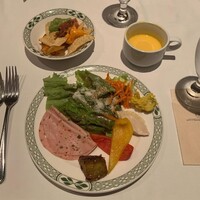 ロウリーズ・ザ・プライムリブ 恵比寿ガーデンプレイス店 - 