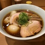 中華そば しば田 - 中華そば　　1.200円
      特製　　　　　480円