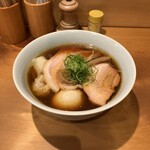 中華そば しば田 - 中華そば　　1.200円
      特製　　　　　480円