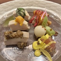 カントニーズ 燕 - 