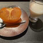 山形座 瀧波 - 完熟柿と甘酒がデザート。朝から体に優しいデザート嬉しい。