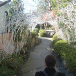 八王子うかい亭 - 入口までの道