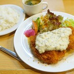 グリル　ヨシダ - 2023年12月　チキン南蛮セット【税込1150円】1500円は余裕で出せるわ～安すぎ～(´▽｀)