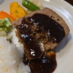 キッチン ブルー グローブ - テリーヌをカット