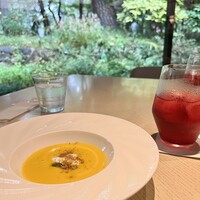 TEIEN Restaurant comodo - 
