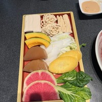 Shangri-La’s secret 表参道店 - 