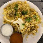 南インド料理店 ボーディセナ - チキンのビリヤニ1,450円