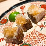 礒田 - 写真では見えませんが脂が煌めきます。これはまさに鰤ステーキ