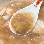 礒田 - この栗が甘露煮のように甘い。十一月上旬の栗を冷蔵庫で熟成させて甘味を強化