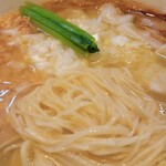 支那そばや 本店 - 細麺