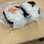 一粒選りおにぎり 空海 - 鮭の西京焼き　昆布クリームチーズ