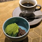名駅 鉄板焼き 森本Ｘ Premium - 自家製小豆餡と抹茶アイス
