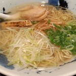 鶏そば 三歩一 - 鶏そば 780円(税込)(2024年11月27日撮影)