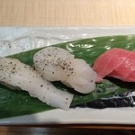 寿司の美登利 - エンガワ塩レモン 生たこ塩レモン 中トロ