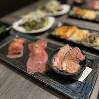近江うし焼肉 にくTATSU 日本橋室町店 - 