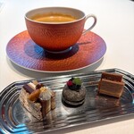 RESTAURANT PRUNIER - 