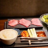 和牛焼肉 やくにく 路地裏 - 