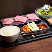 和牛焼肉 やくにく 路地裏 - 