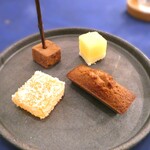 Le Coin Discret - ミニャルディーズ4品