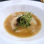 Le Coin Discret - 但馬産松茸と亀岡産蕪にクエコンソメスープ