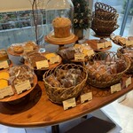 LESS by Gabriele Riva & Kanako Sakakura - 