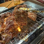 ホルモン焼いやし屋 - 