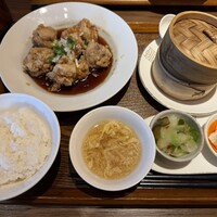 正宗広東私房菜サワダ 梅田エスト店 - 