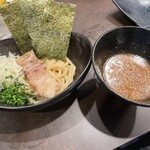 焼き鳥うたう - 