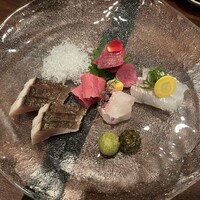 日本料理 初海 - 