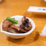 光寿司 - 2024.11 お通し（真蛸と里芋の煮物）