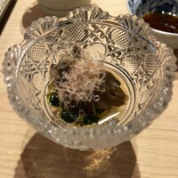 鮨 由う - 