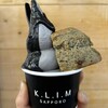 K.L.I.M - ソフトクリーム生黒ごま　カップ　チョコレートソースとスコーントッピング