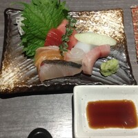 宇田川 紫扇 - 